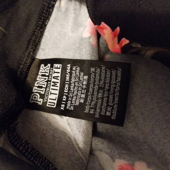 VS Pink Ultimate Yoga Leggings - Picture 4 of 4